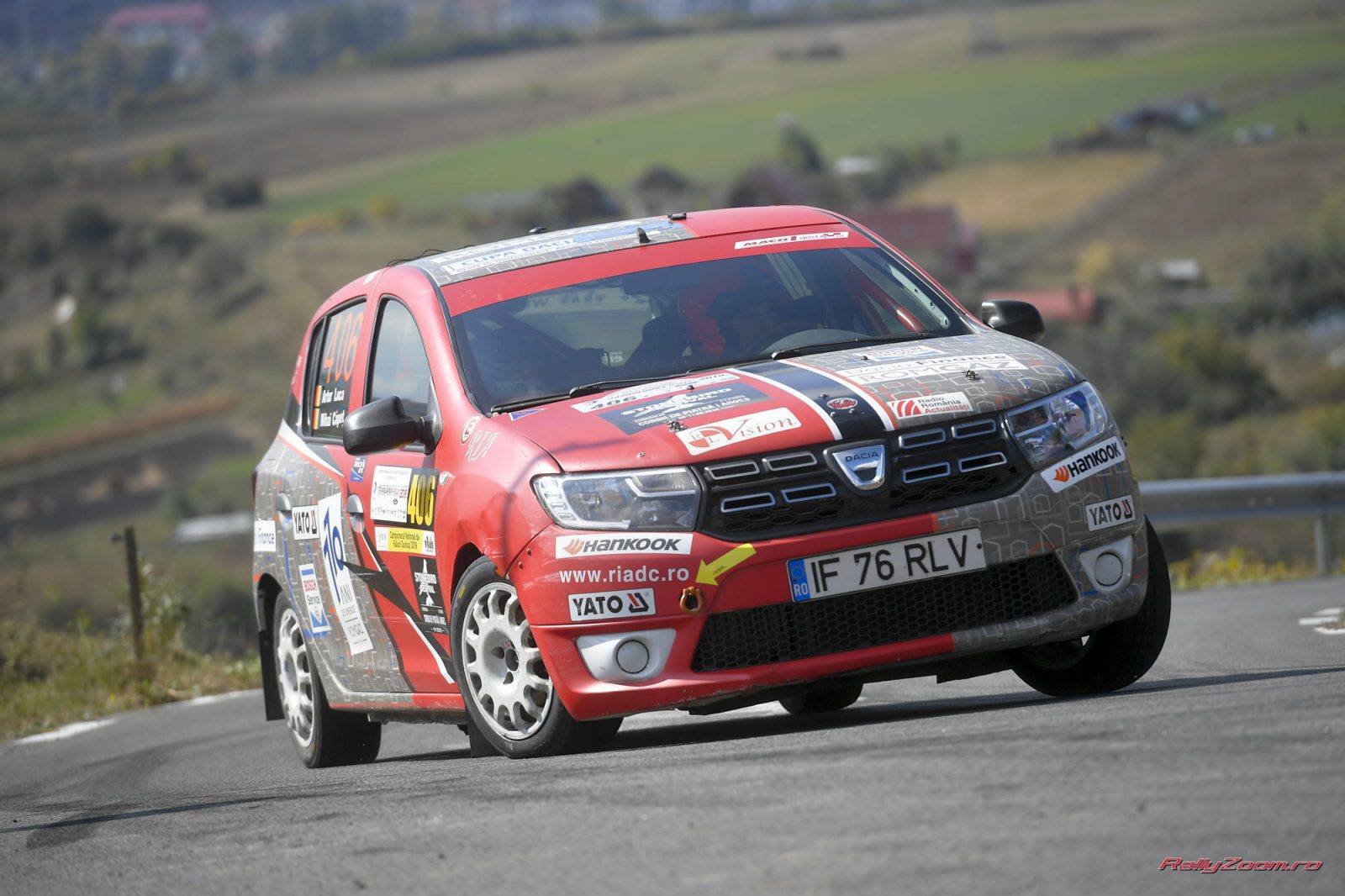 Cristi Sugar revine în lupta pentru titlul Cupei Dacia 2019 după o victorie la Transilvania Rally
